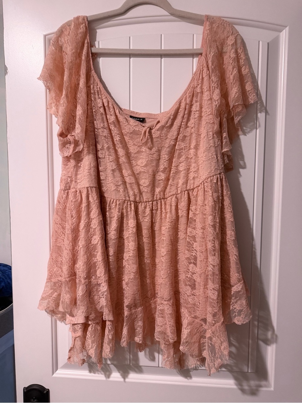 Peach Lace Flutter-Sleeve off shoulder Women’s Top